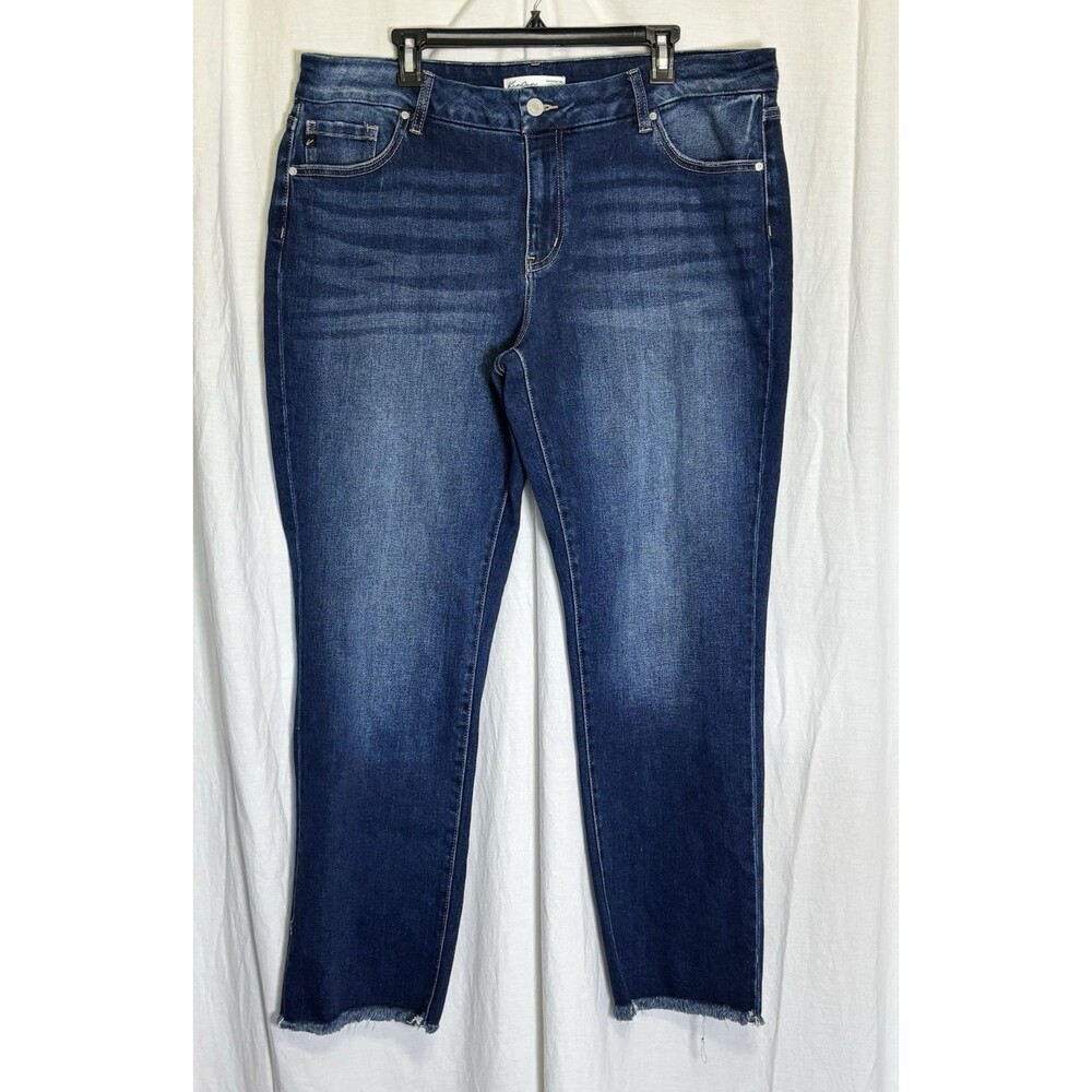 KanCan Jeans Womens Midrise Frayed Cuff Straight Jeans Medium Wash Size 20